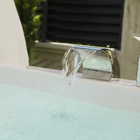 Villa Luxury With Private Pool And Jacuzzi *